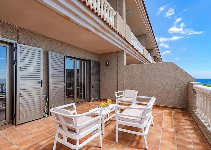 דירה Seaside With Spacious Terrace, Pool, And Wi-fi סנטה קרוז דה טנריף